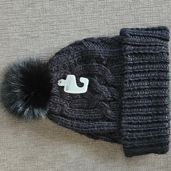 Michael Kors Women Cable Knit Cuffed Pom Pom Winter Beanie Black hat w Silver Mk